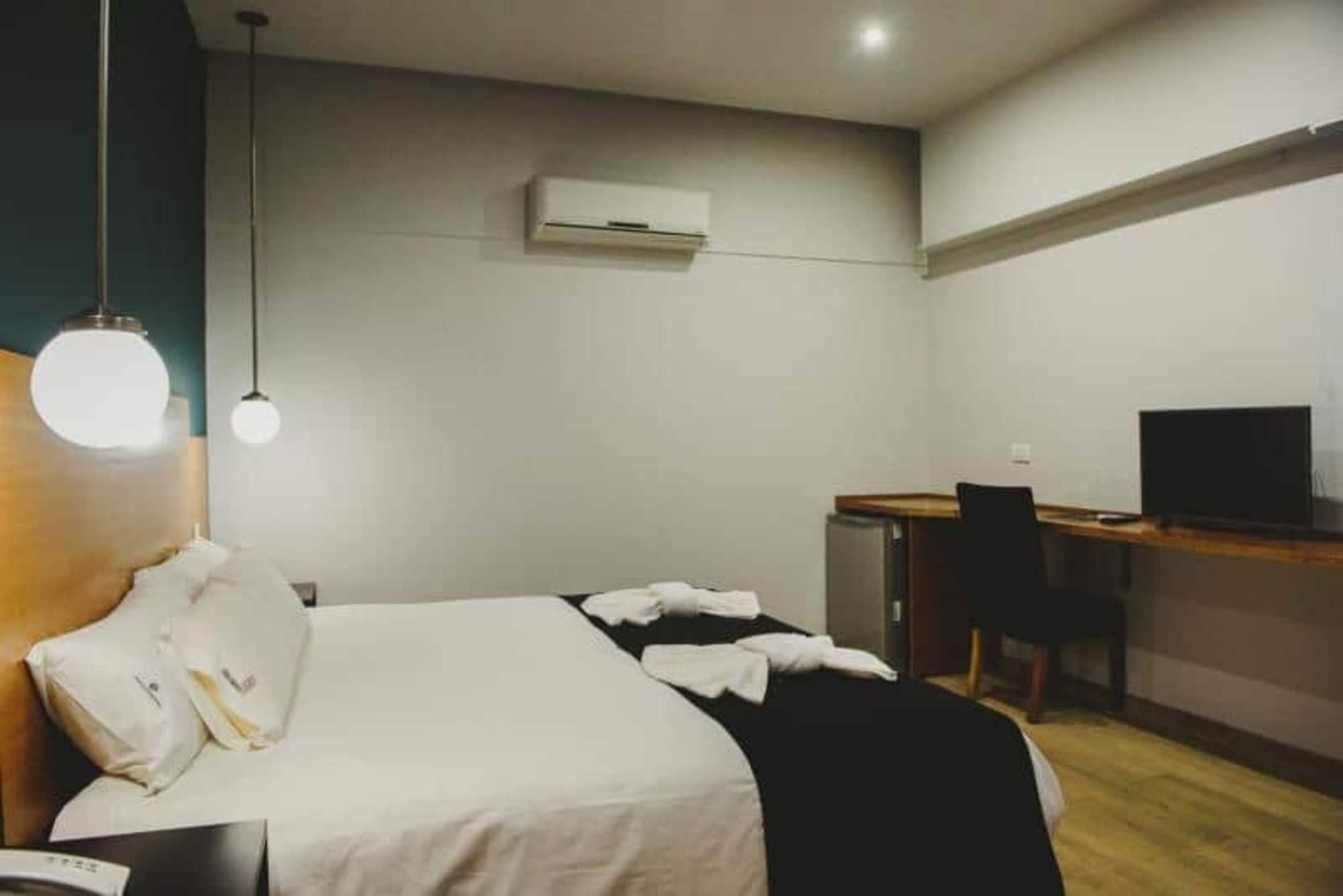 Plaza Paradiso Petit Hotel Chacras de Coria Kültér fotó