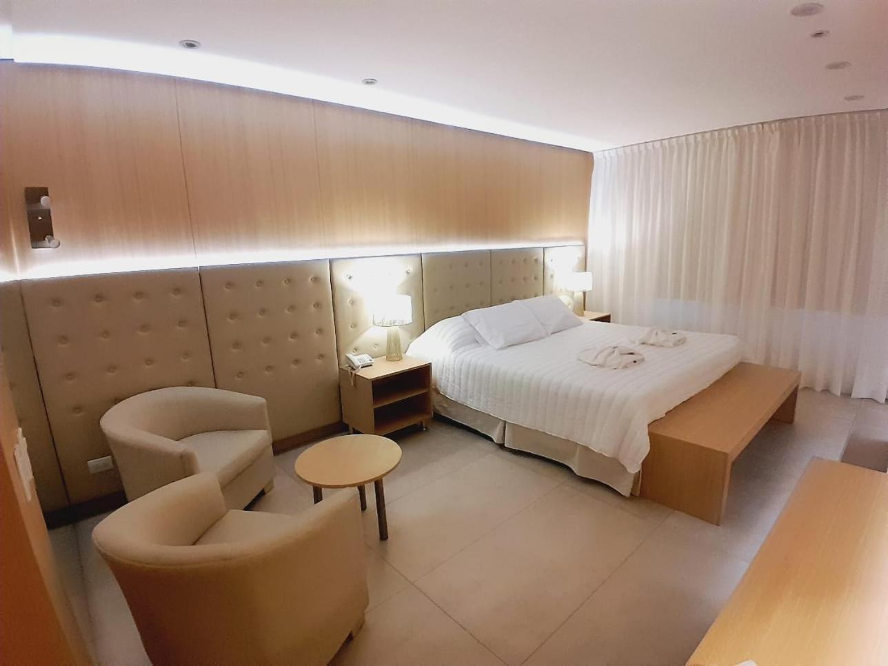 Plaza Paradiso Petit Hotel Chacras de Coria Kültér fotó