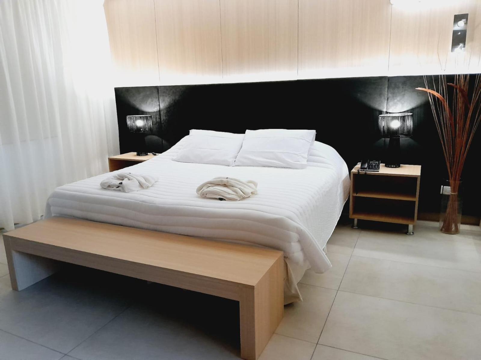 Plaza Paradiso Petit Hotel Chacras de Coria Kültér fotó